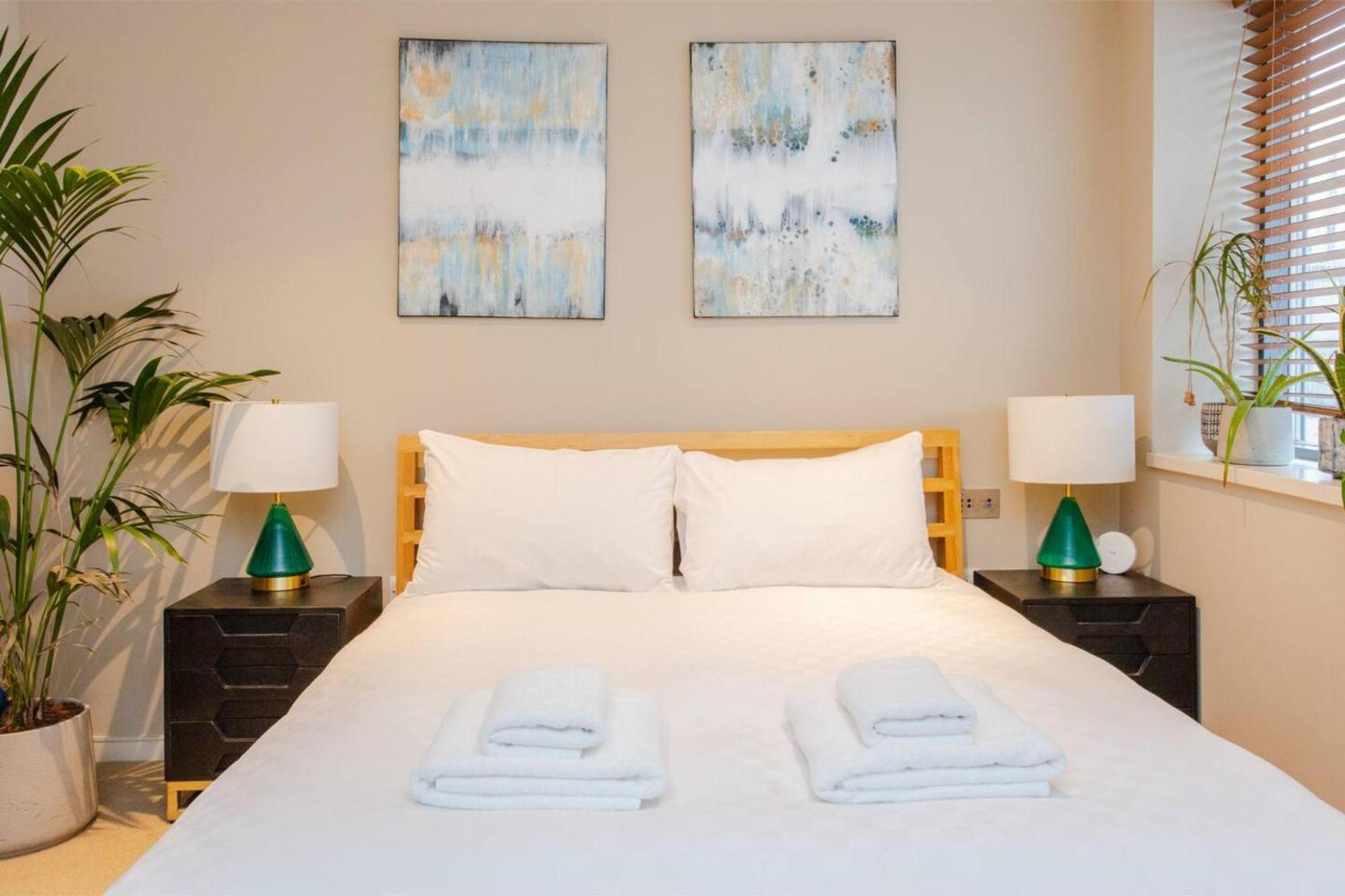 Modern 3 Bedroom Apartment In Paddington لندن المظهر الخارجي الصورة